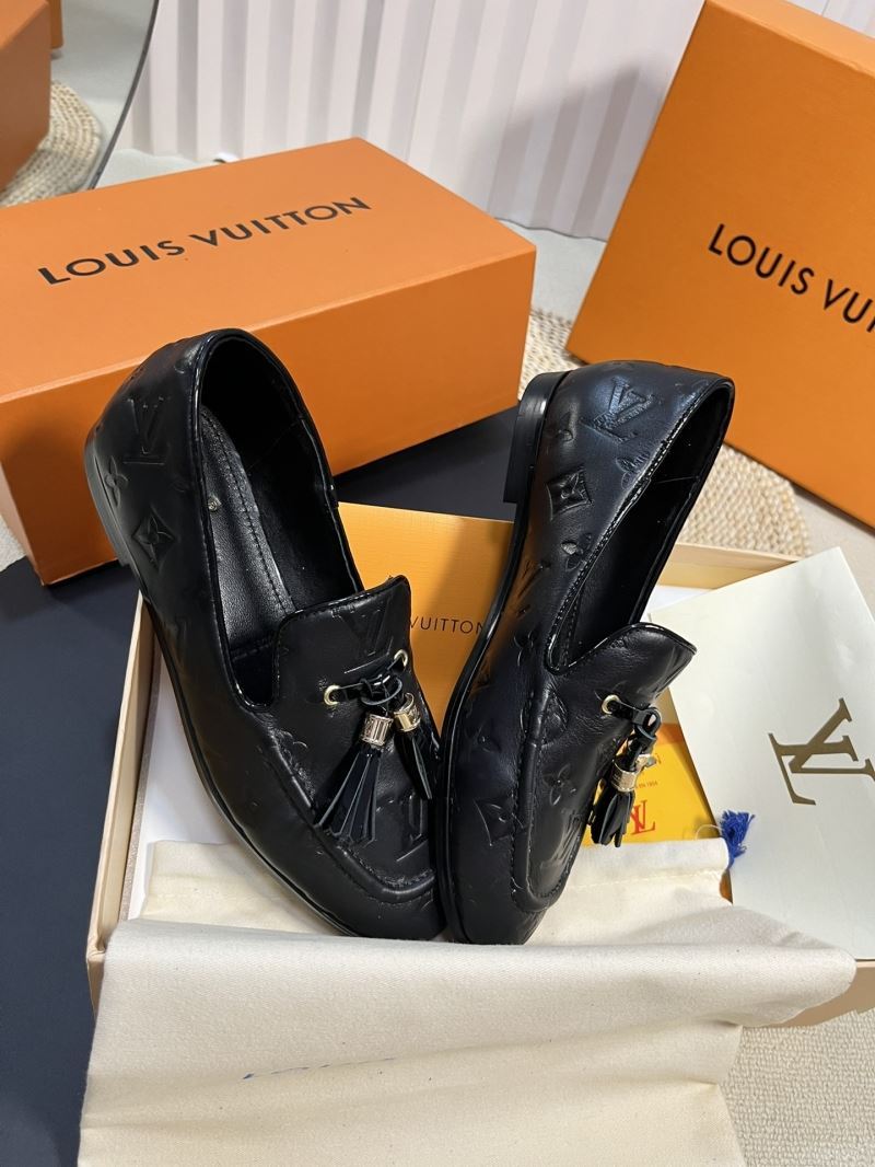 Louis Vuitton Low Shoes